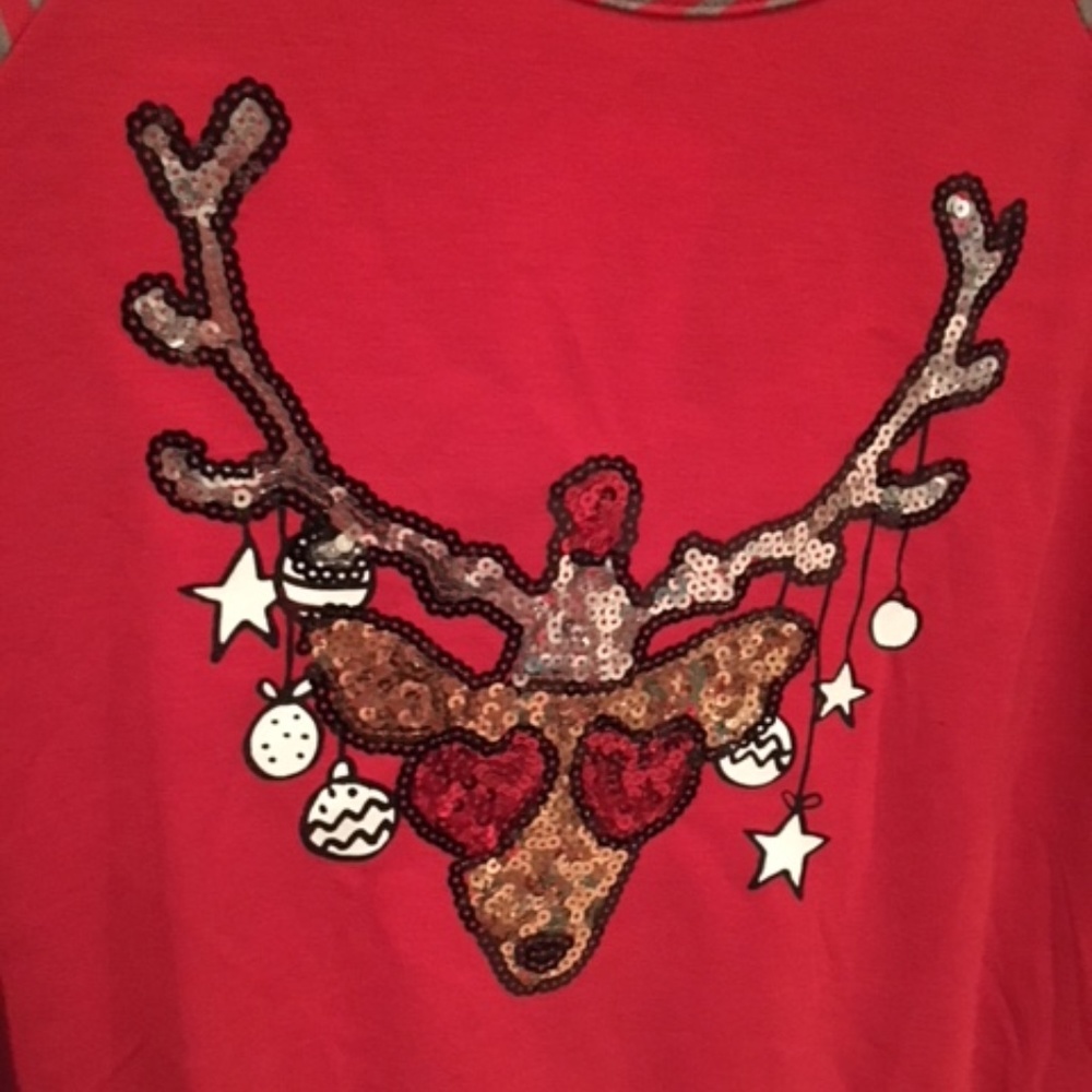 NWT Sequined Reindeer Long Sleeved T - Picture 2 of 4